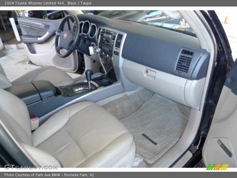 Black / Taupe 2004 Toyota 4Runner Limited 4x4