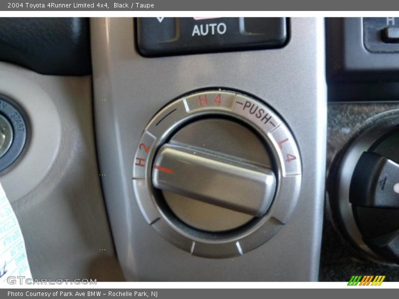 Black / Taupe 2004 Toyota 4Runner Limited 4x4