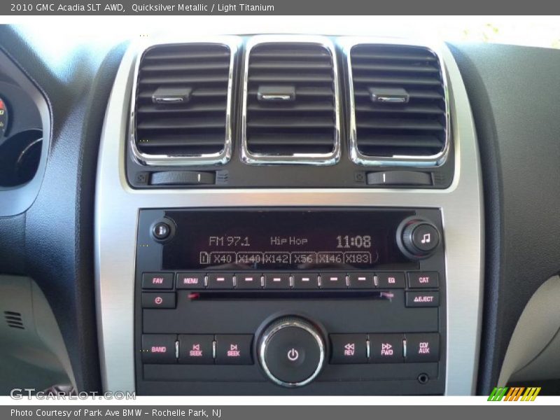 Controls of 2010 Acadia SLT AWD