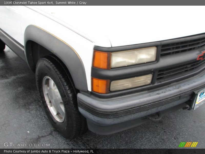 Summit White / Gray 1996 Chevrolet Tahoe Sport 4x4