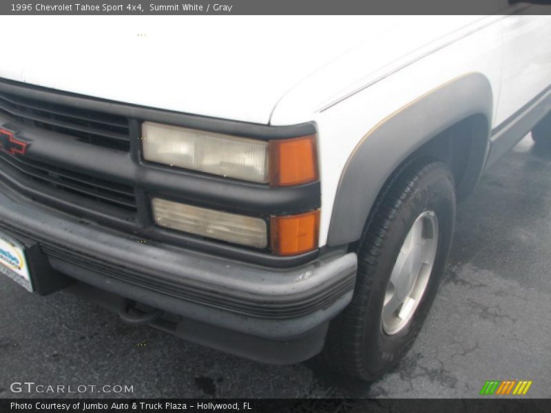 Summit White / Gray 1996 Chevrolet Tahoe Sport 4x4