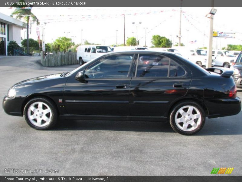 Blackout / Charcoal 2005 Nissan Sentra SE-R