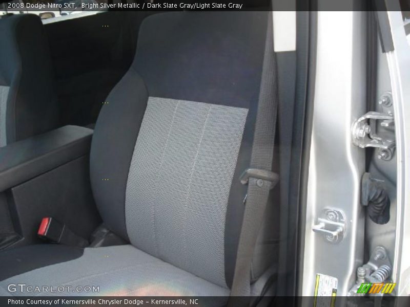 Bright Silver Metallic / Dark Slate Gray/Light Slate Gray 2008 Dodge Nitro SXT