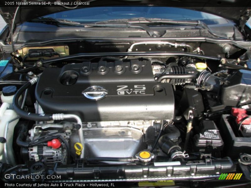 Blackout / Charcoal 2005 Nissan Sentra SE-R