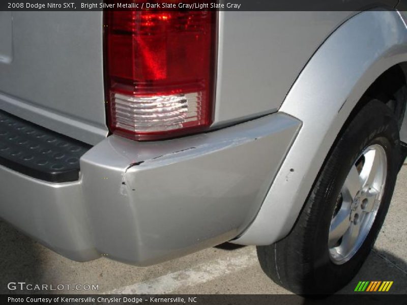 Bright Silver Metallic / Dark Slate Gray/Light Slate Gray 2008 Dodge Nitro SXT