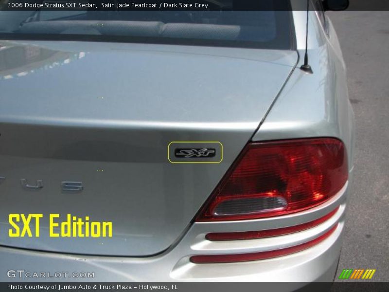 Satin Jade Pearlcoat / Dark Slate Grey 2006 Dodge Stratus SXT Sedan