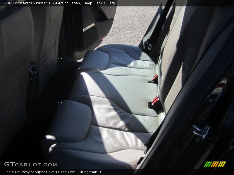 Deep Black / Black 2006 Volkswagen Passat 3.6 4Motion Sedan