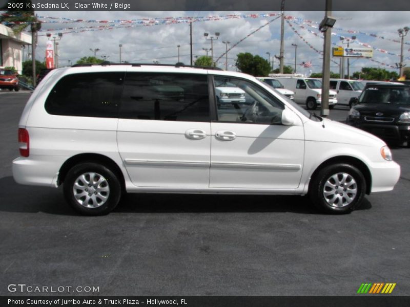 Clear White / Beige 2005 Kia Sedona LX