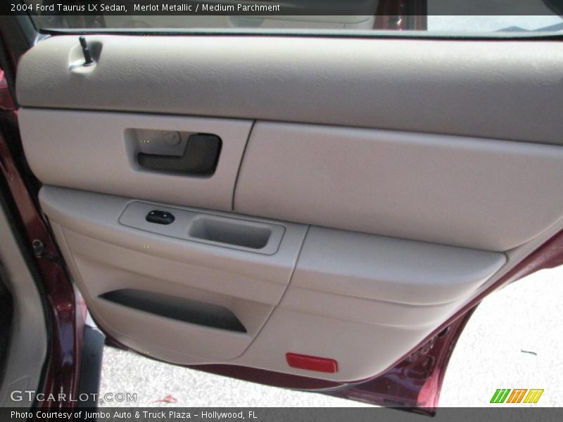 Door Panel of 2004 Taurus LX Sedan