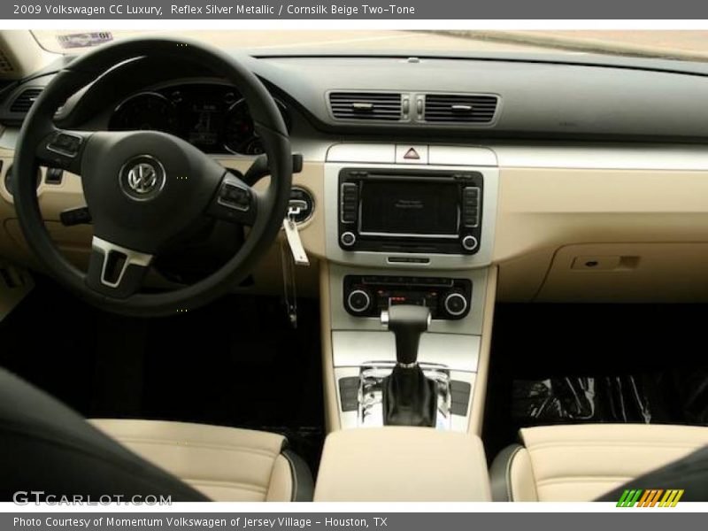 Reflex Silver Metallic / Cornsilk Beige Two-Tone 2009 Volkswagen CC Luxury