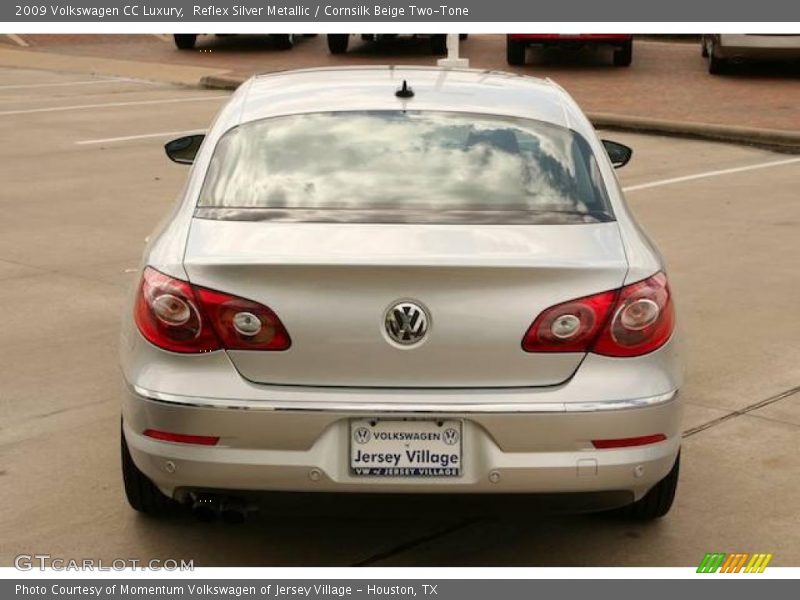 Reflex Silver Metallic / Cornsilk Beige Two-Tone 2009 Volkswagen CC Luxury