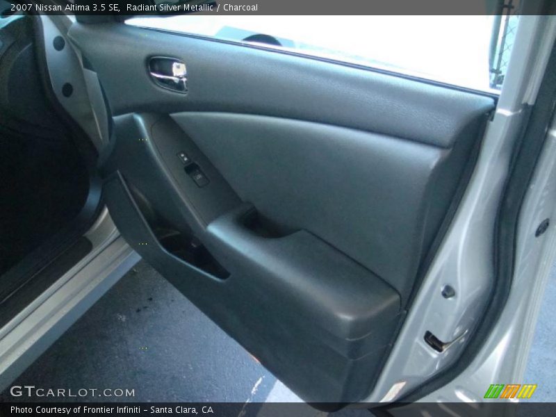 Radiant Silver Metallic / Charcoal 2007 Nissan Altima 3.5 SE