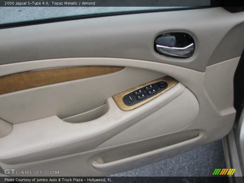 Topaz Metallic / Almond 2000 Jaguar S-Type 4.0