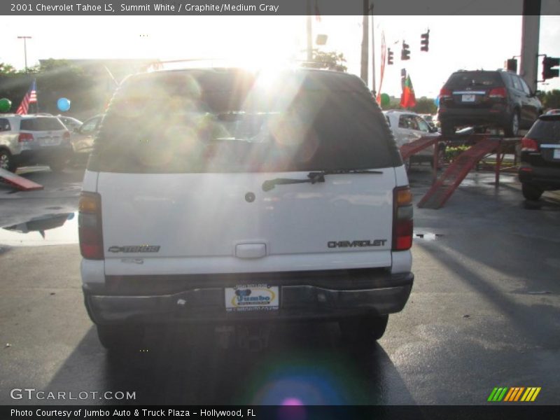 Summit White / Graphite/Medium Gray 2001 Chevrolet Tahoe LS
