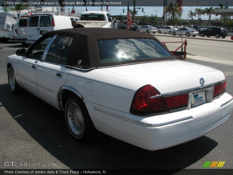 Vibrant White / Medium Parchment 2000 Mercury Grand Marquis LS