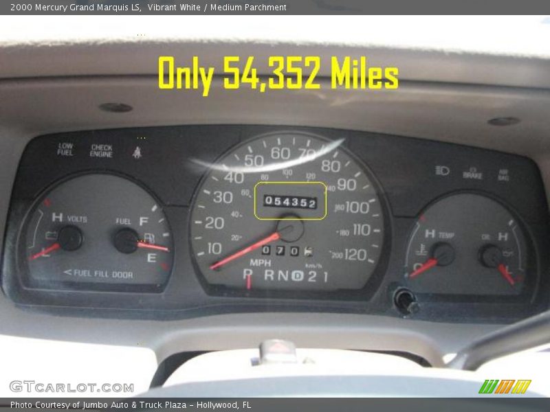 Vibrant White / Medium Parchment 2000 Mercury Grand Marquis LS