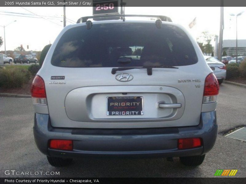 Smart Silver / Gray 2005 Hyundai Santa Fe GLS