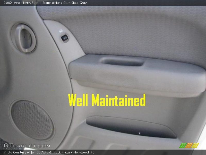 Stone White / Dark Slate Gray 2002 Jeep Liberty Sport