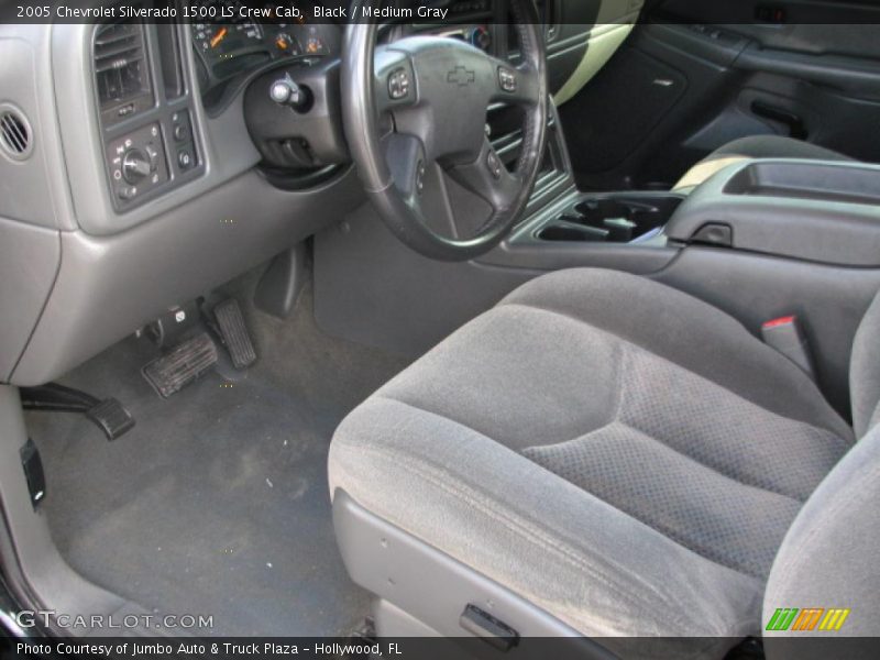 Black / Medium Gray 2005 Chevrolet Silverado 1500 LS Crew Cab