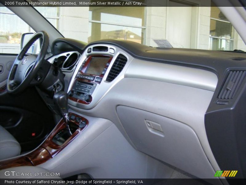 Millenium Silver Metallic / Ash Gray 2006 Toyota Highlander Hybrid Limited