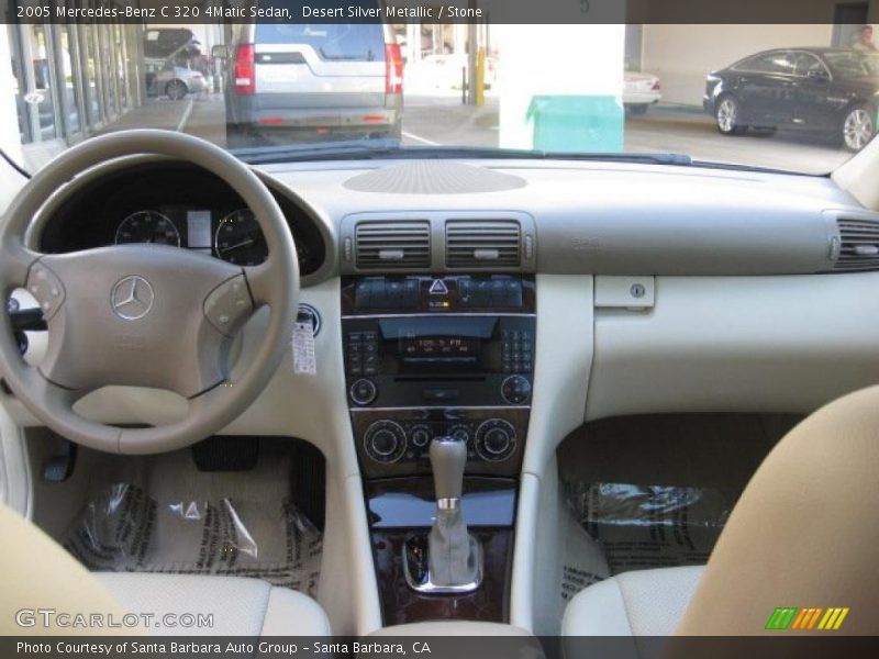 Dashboard of 2005 C 320 4Matic Sedan