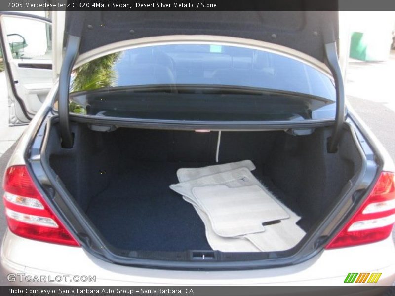  2005 C 320 4Matic Sedan Trunk