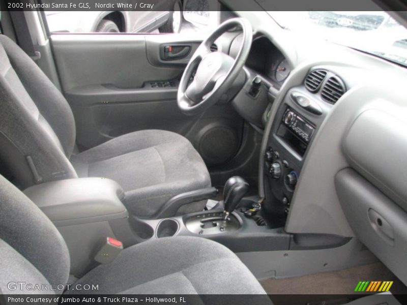 Nordic White / Gray 2002 Hyundai Santa Fe GLS