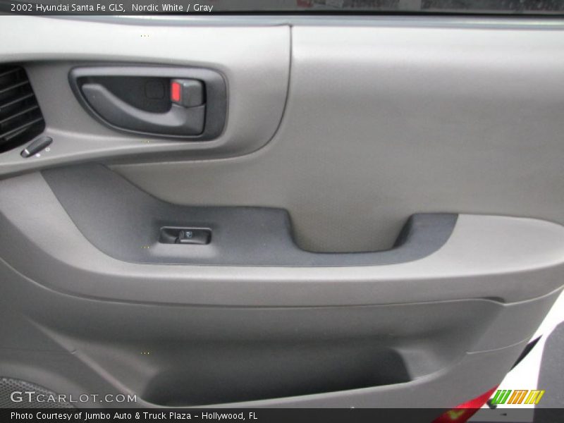Nordic White / Gray 2002 Hyundai Santa Fe GLS