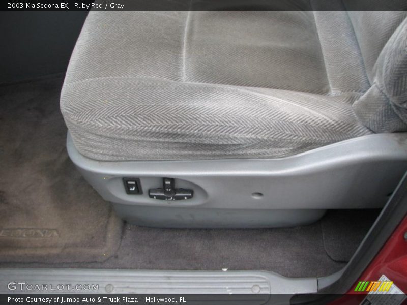 Ruby Red / Gray 2003 Kia Sedona EX