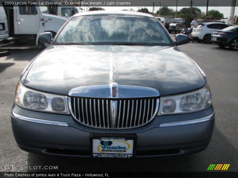 Graphite Blue Metallic / Light Graphite 2000 Lincoln Town Car Executive