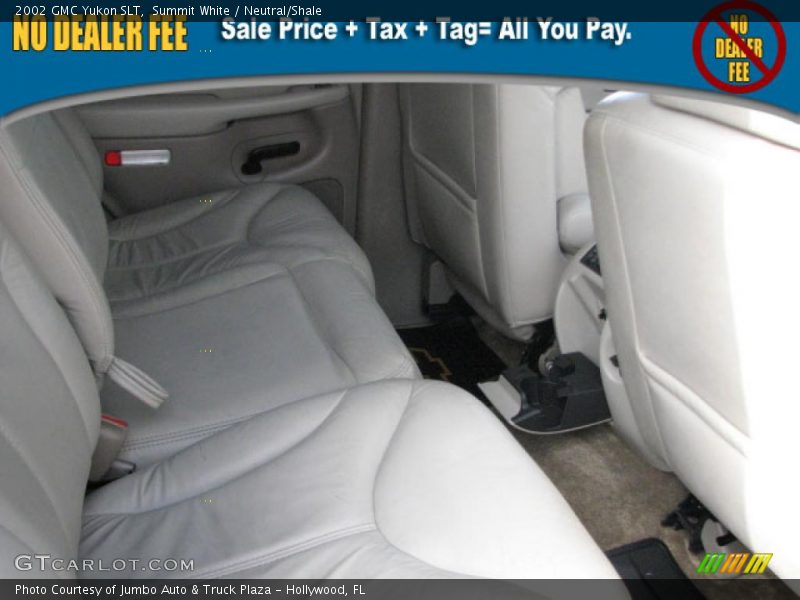 Summit White / Neutral/Shale 2002 GMC Yukon SLT