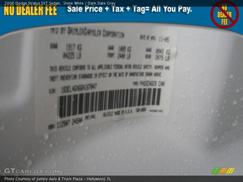 Stone White / Dark Slate Grey 2006 Dodge Stratus SXT Sedan