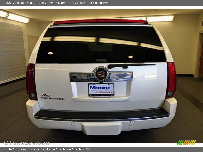 White Diamond / Cocoa/Light Cashmere 2007 Cadillac Escalade AWD