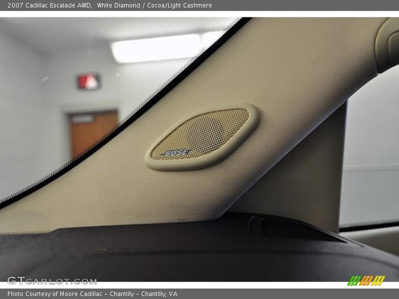 White Diamond / Cocoa/Light Cashmere 2007 Cadillac Escalade AWD