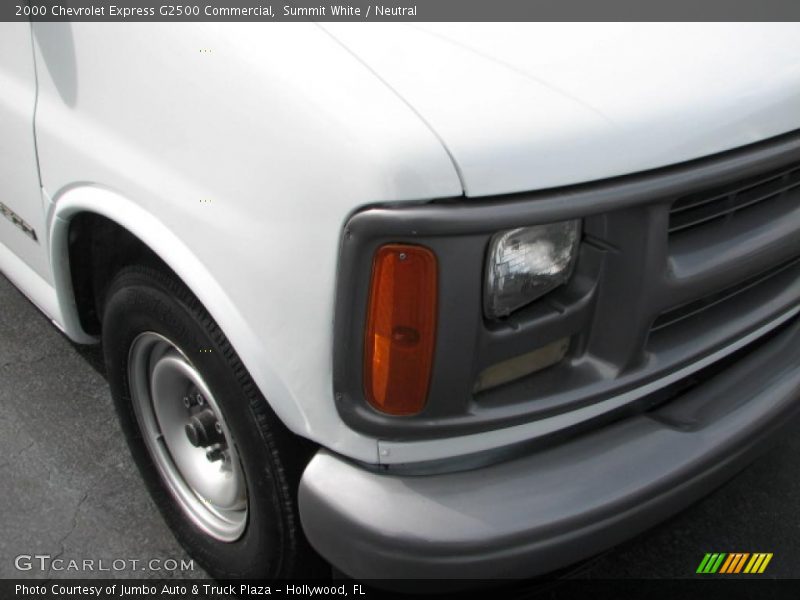 Summit White / Neutral 2000 Chevrolet Express G2500 Commercial