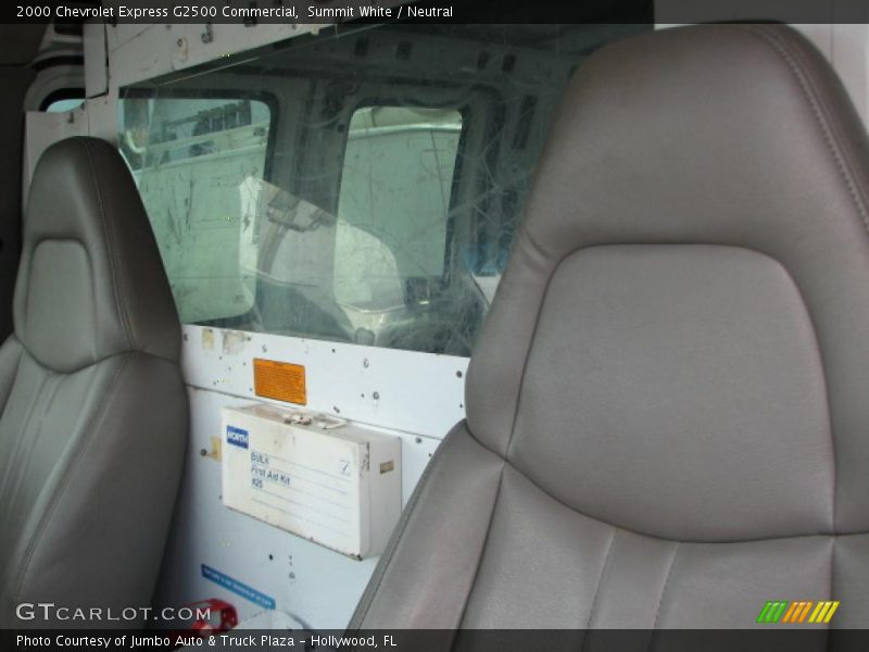 Summit White / Neutral 2000 Chevrolet Express G2500 Commercial