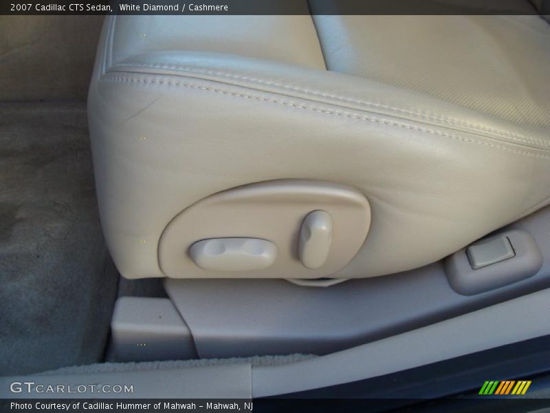 White Diamond / Cashmere 2007 Cadillac CTS Sedan