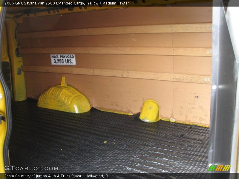 Yellow / Medium Pewter 2006 GMC Savana Van 2500 Extended Cargo