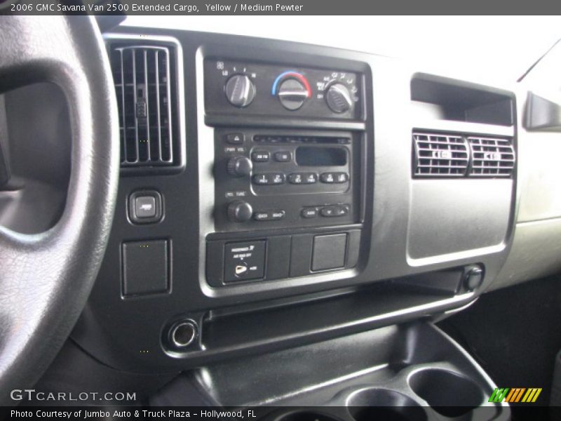 Yellow / Medium Pewter 2006 GMC Savana Van 2500 Extended Cargo