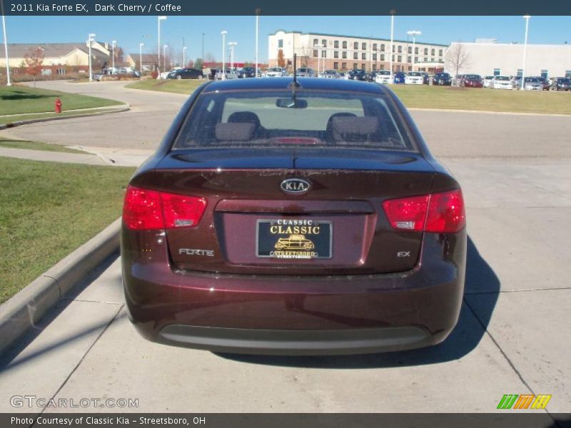 Dark Cherry / Coffee 2011 Kia Forte EX