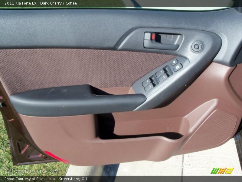 Dark Cherry / Coffee 2011 Kia Forte EX