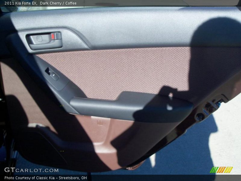 Dark Cherry / Coffee 2011 Kia Forte EX