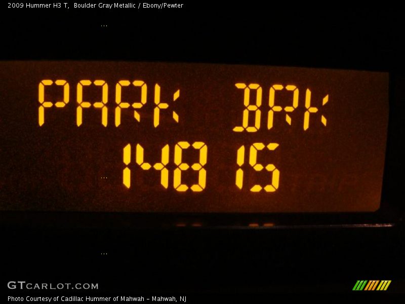 Boulder Gray Metallic / Ebony/Pewter 2009 Hummer H3 T