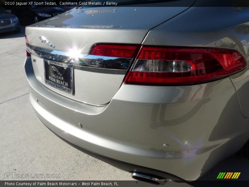 Cashmere Gold Metallic / Barley 2010 Jaguar XF Sport Sedan