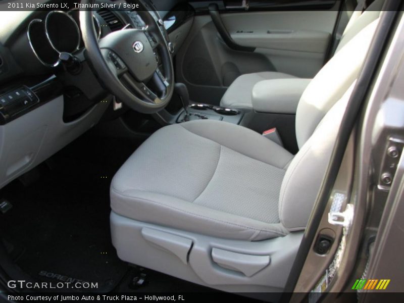 Titanium Silver / Beige 2011 Kia Sorento LX