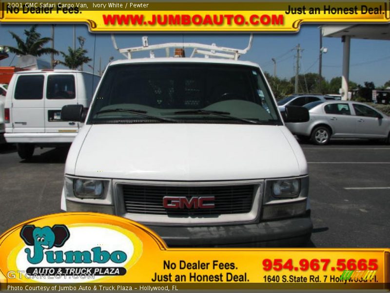 Ivory White / Pewter 2001 GMC Safari Cargo Van