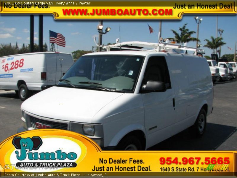 Ivory White / Pewter 2001 GMC Safari Cargo Van