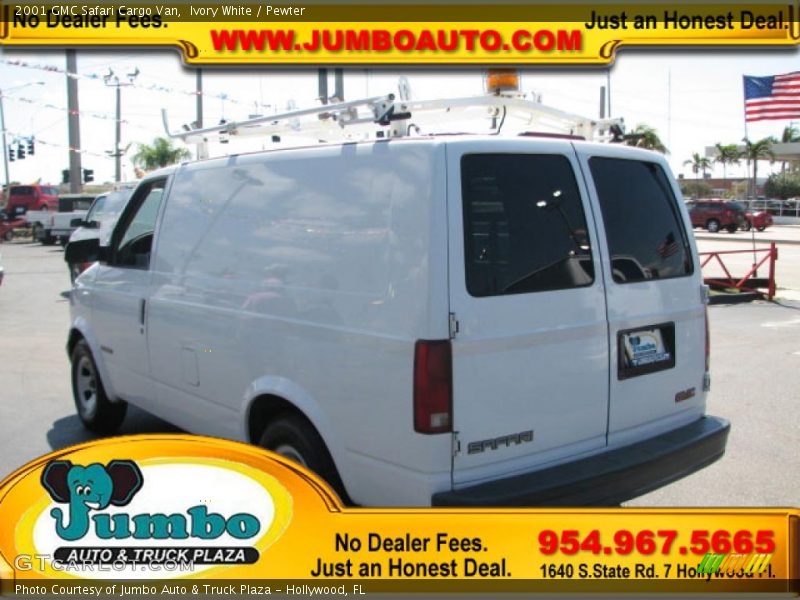 Ivory White / Pewter 2001 GMC Safari Cargo Van