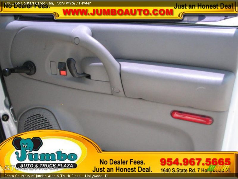 Ivory White / Pewter 2001 GMC Safari Cargo Van
