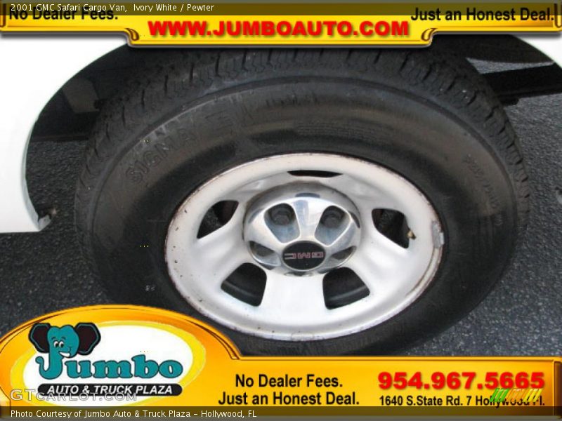 Ivory White / Pewter 2001 GMC Safari Cargo Van
